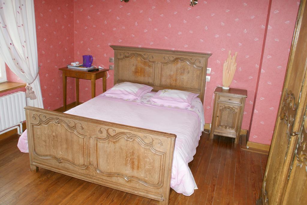 Le Relais Postal Bed & Breakfast Courson ภายนอก รูปภาพ